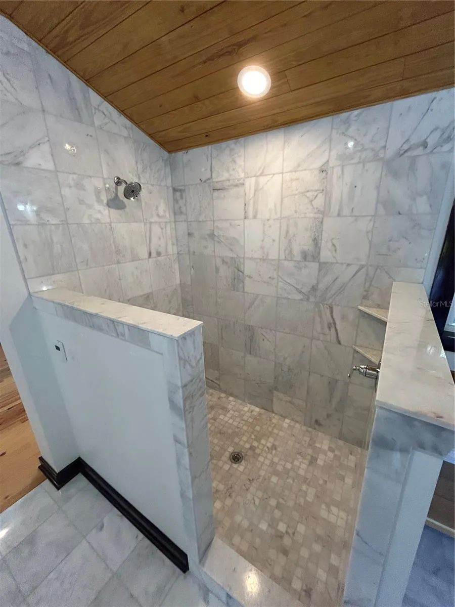 Shower Marble