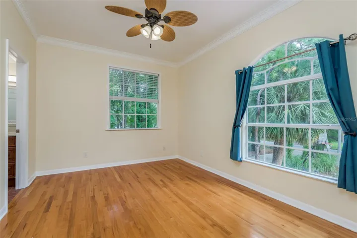 Upstairs Bedroom 4