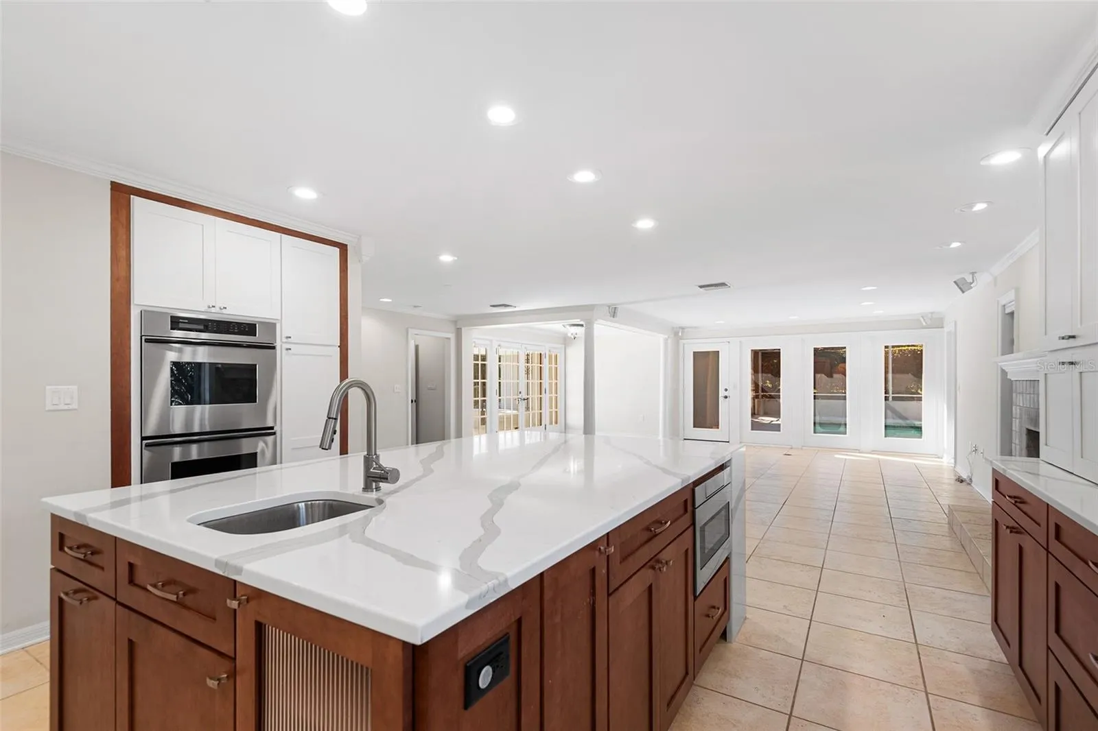 1249 Lake Point Dr, Lakeland, Florida 33813 — photo 21