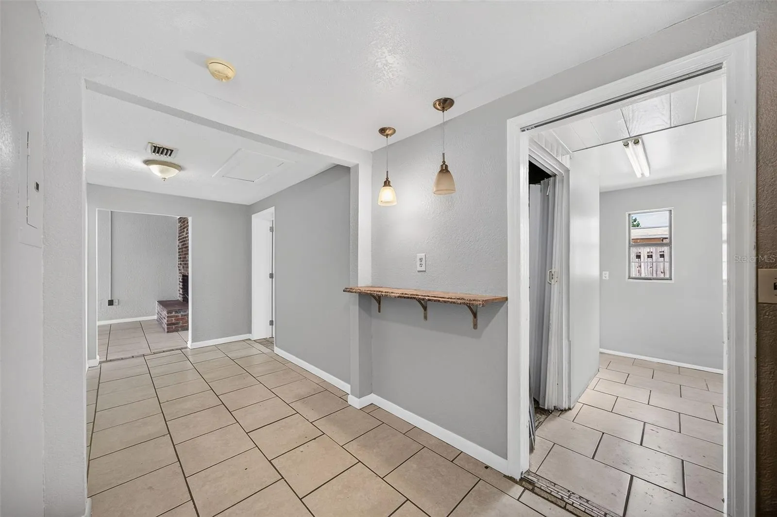 Unit 708 Dining Area/Kitchen
