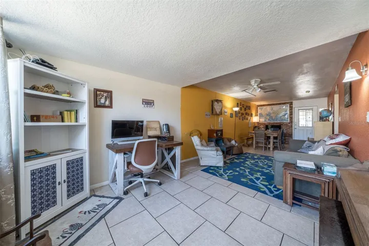 708 Living Room/Dining