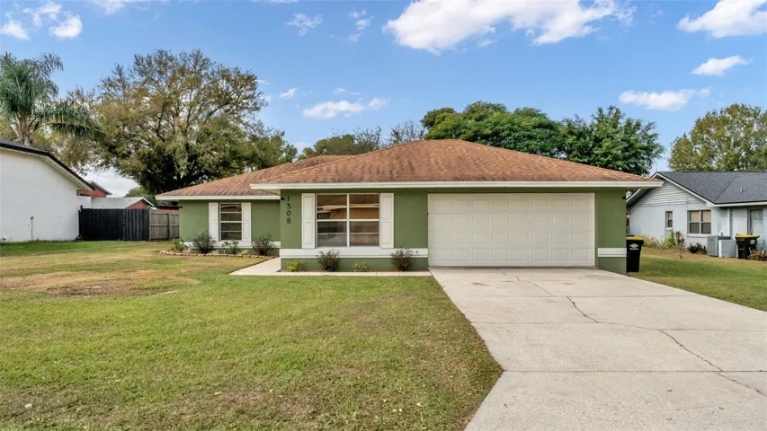 Welcome HOME! No HOA or CDD!