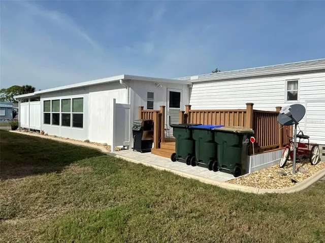 BACK DECK