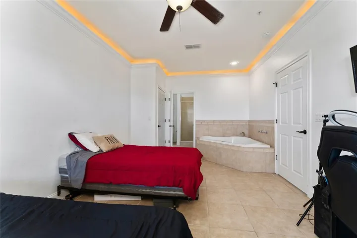 Primary bedroom 1, first floor