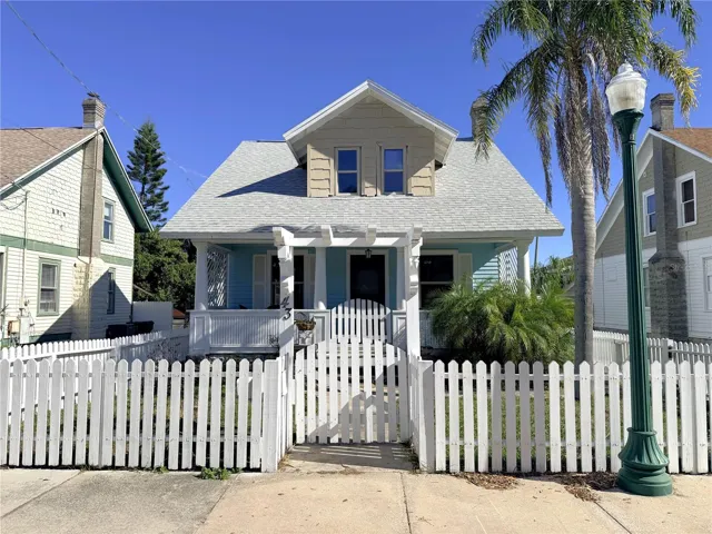 Beautiful 1928 Architecture!