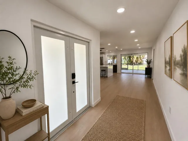 Virtually staged main entry