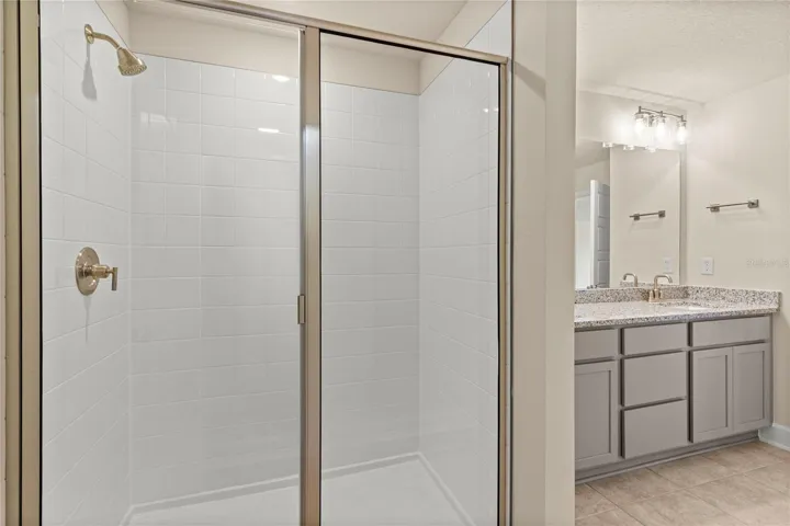 BATH 2 SHOWER