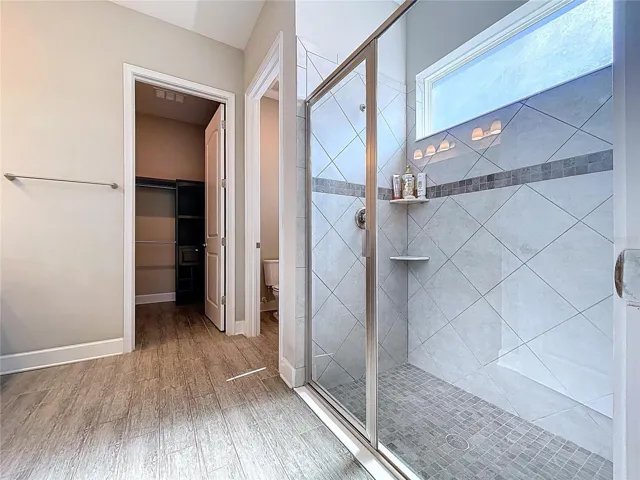 BATHROOM NUMBER 3 1ST FLOOR SHOWER