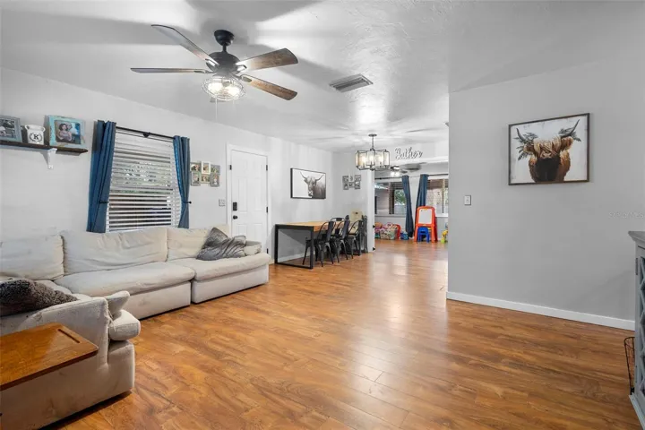 Living room to Dinning room