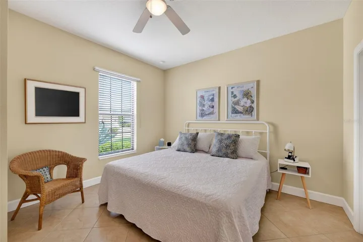 Second en-suite bedroom