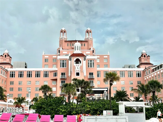 walk to Don Cesar