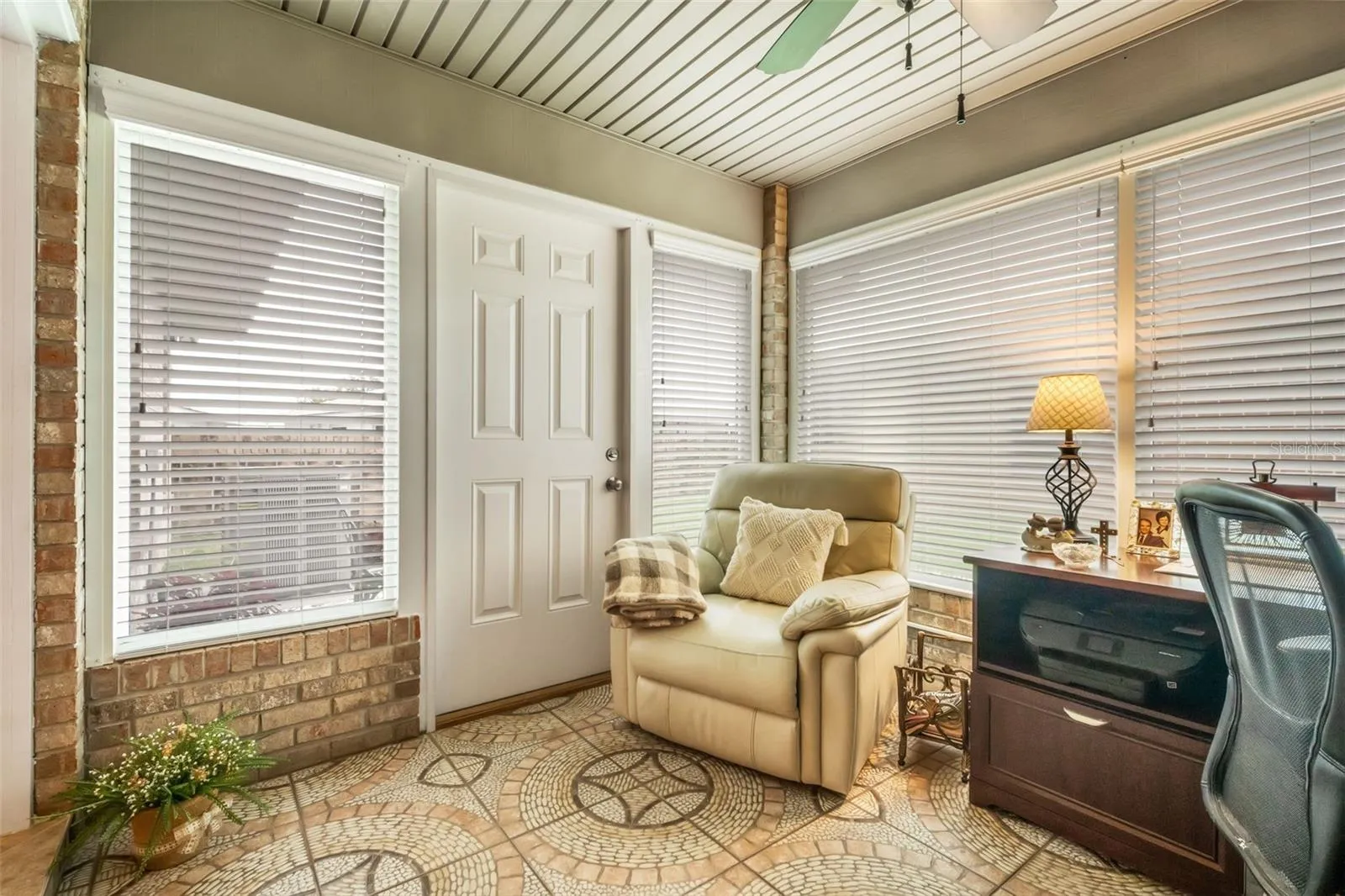 551 Grand Cayman Cir, Lakeland, Florida 33803 — photo 9