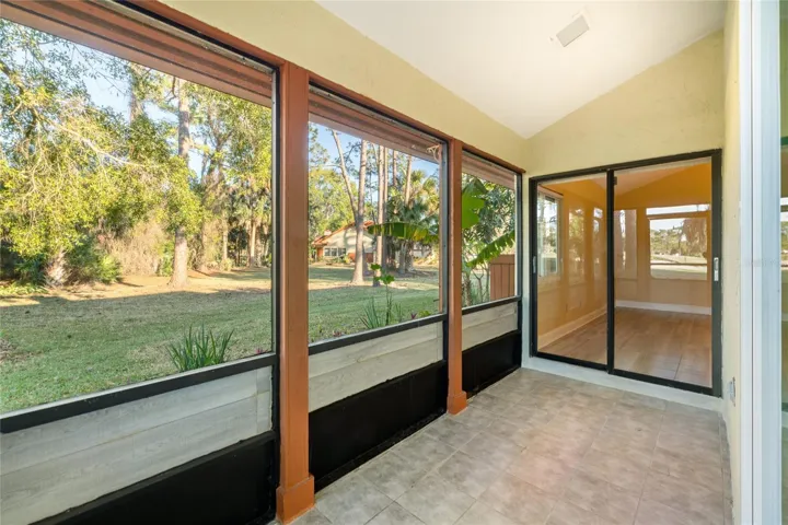 Screened in lanai