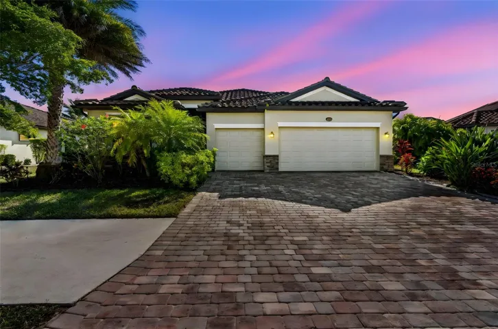 Sunset Front of House