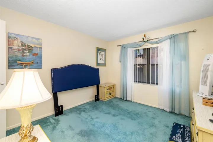 Versatile second bedroom in this 2-bedroom Bradenton 55+ condo