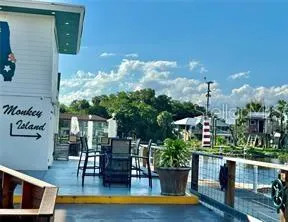 Florida Cracker restaurant/monkey Island