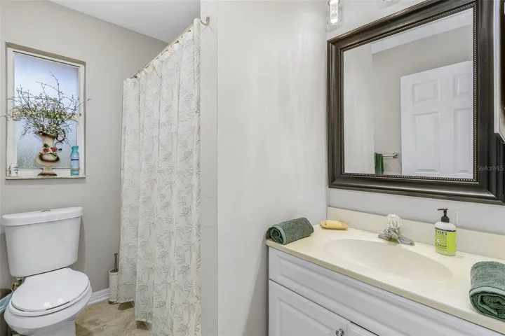 2nd Bathroom