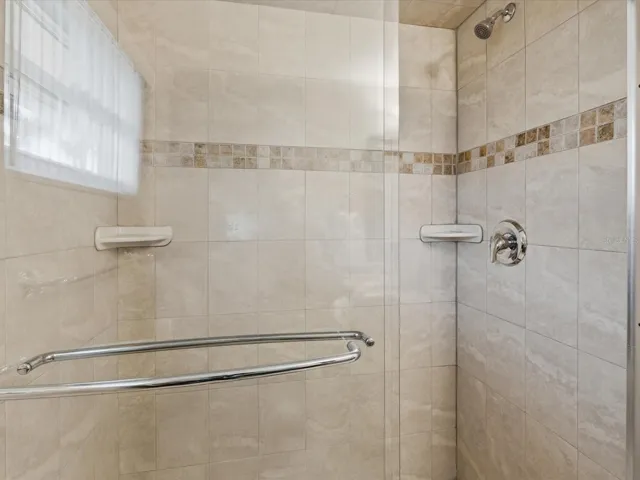 2nd bath shower