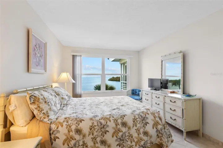 Primary Bedroom Overlooking the Gulf