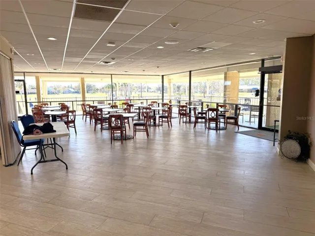 Lots of meeting area