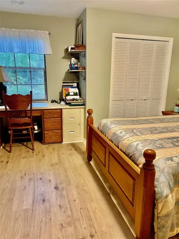 Guest bedroom 2 window