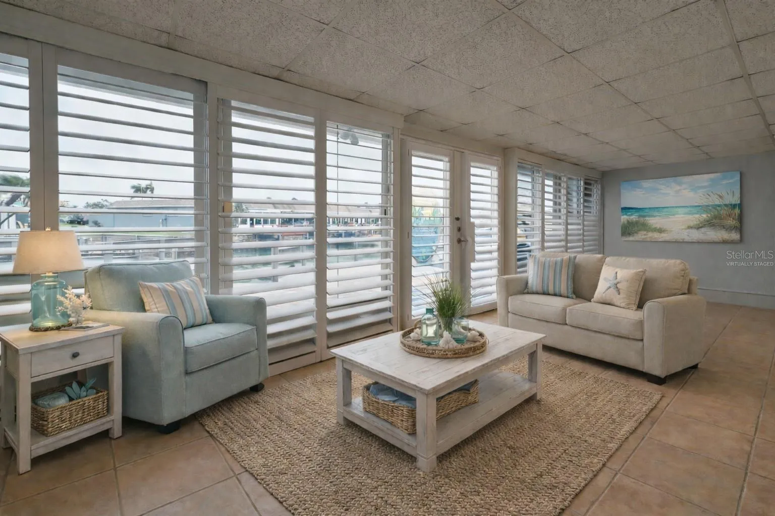 Virtually staged Florida room