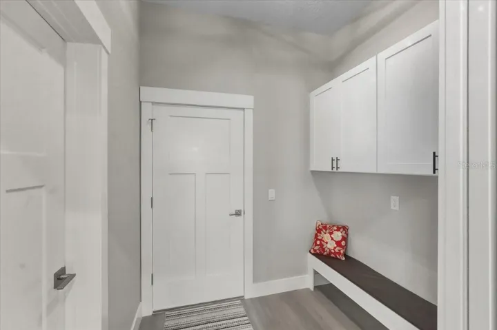 mudroom