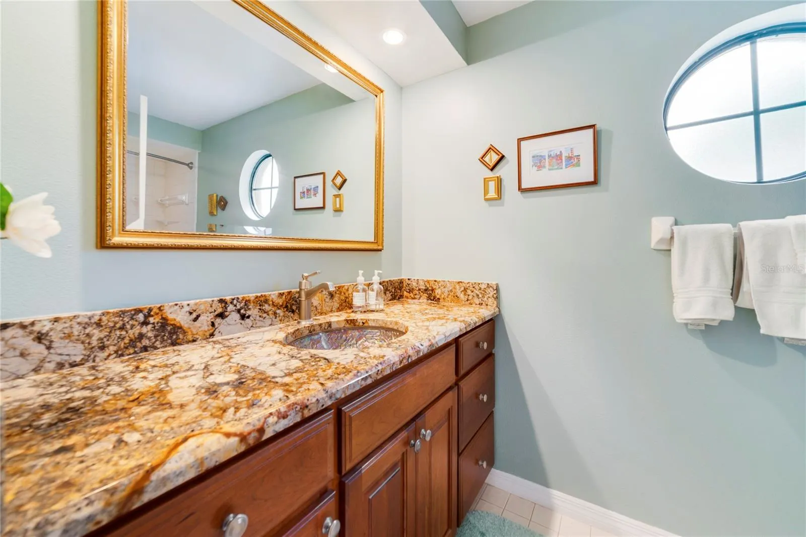 Guest Bath with Granite Countertop