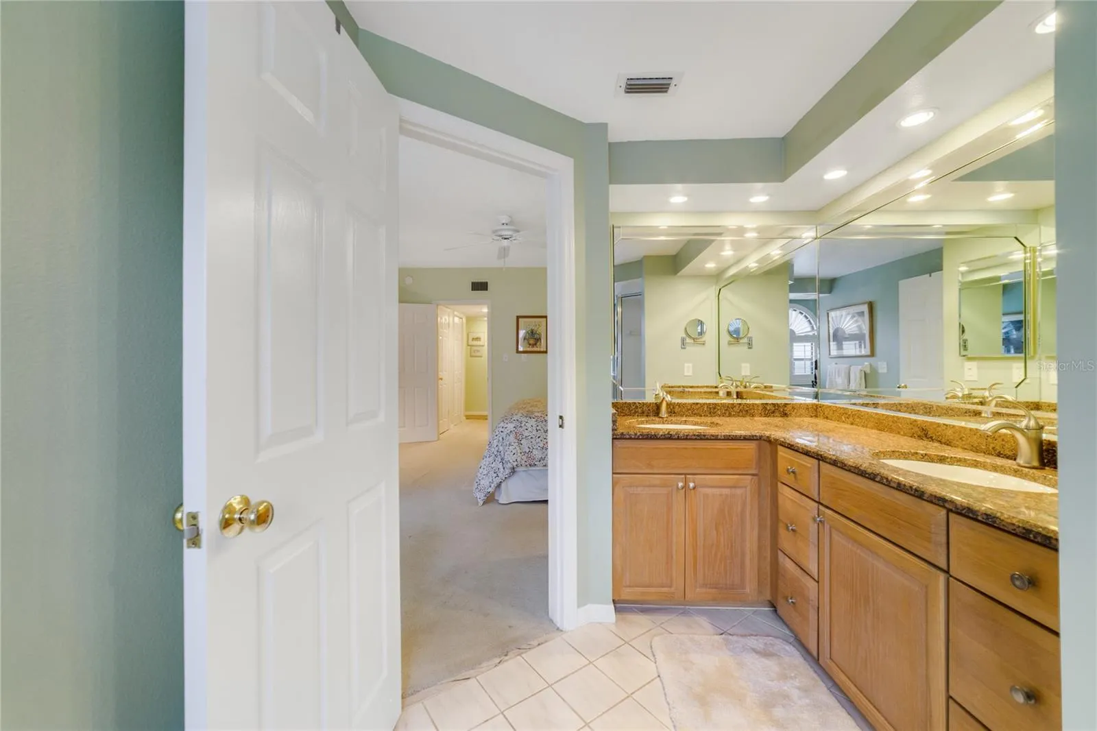 Primary Bath with Dual Sinks