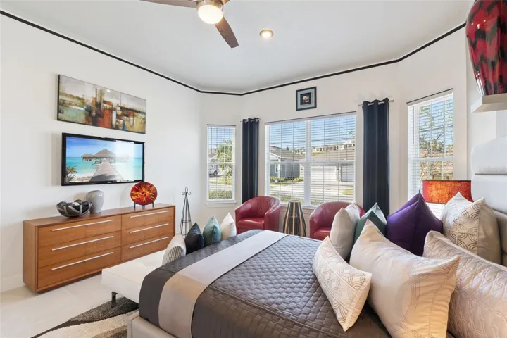 Another Light and Bright Room!