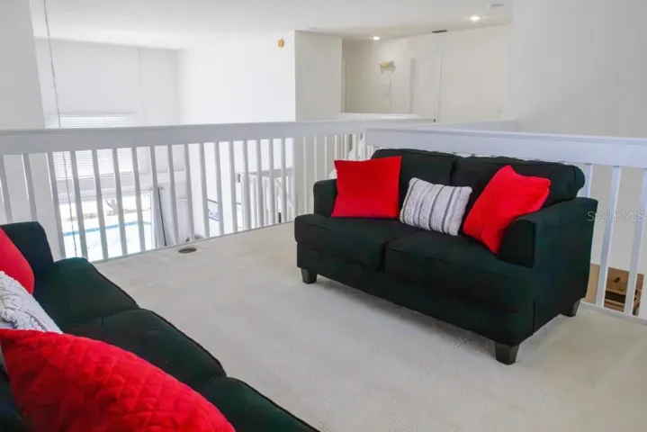 Loft 2