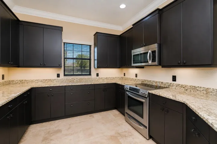 Under cabinet lighting