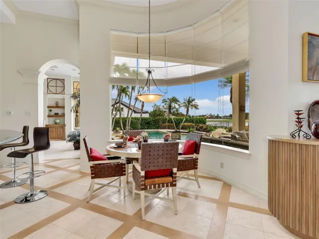 Breakfast Nook