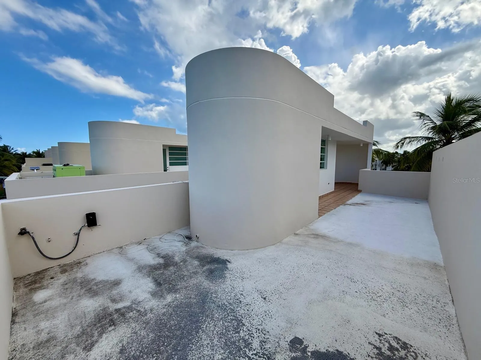 Rooftop (4th and last floor)
