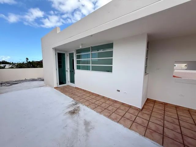 Rooftop (4th and last floor)