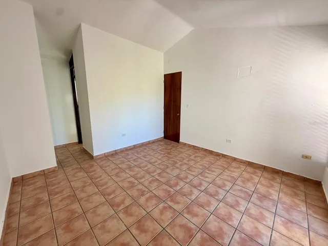 4th bedroom (third floor)