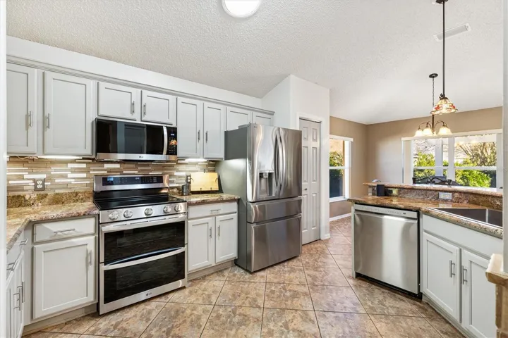 Plenty of Food Prep Space