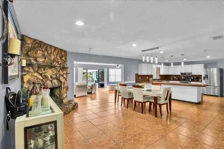 Living/Dining room
