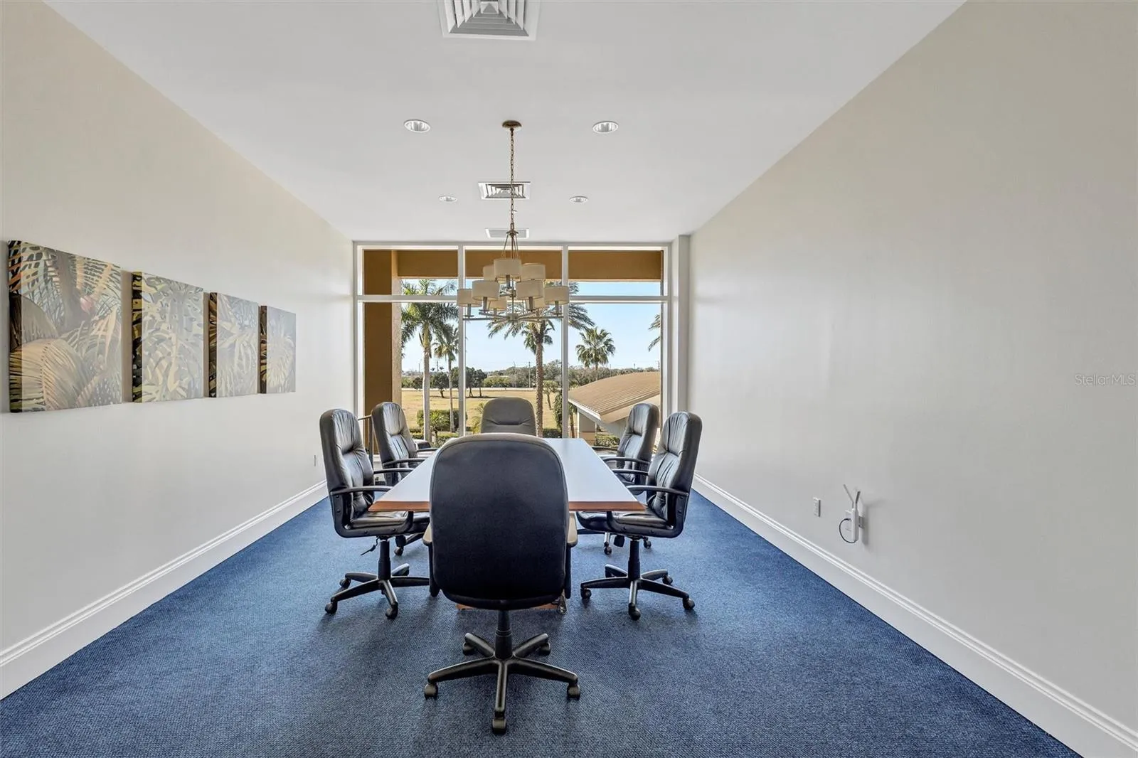 1 of 2 Business Centers