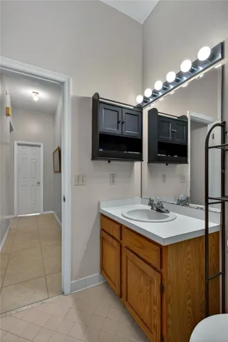 2nd bath also is a pool bath