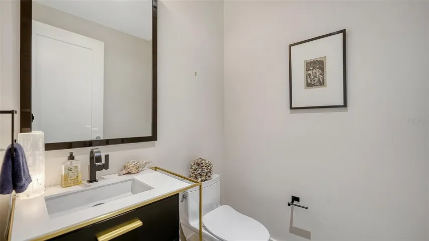 Powder Room