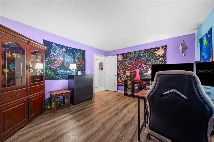 Office / Flex / 5th Bedroom