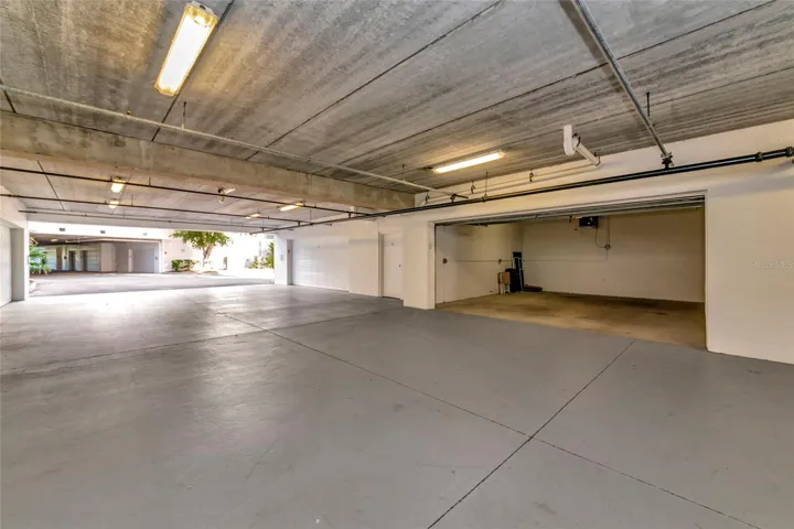2 CAR PRIVATE GARAGE