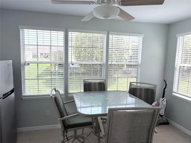Florida room 1 of 2