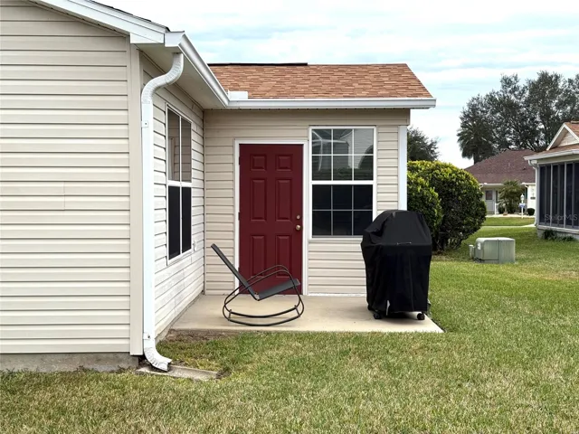 Florida rm and Patio