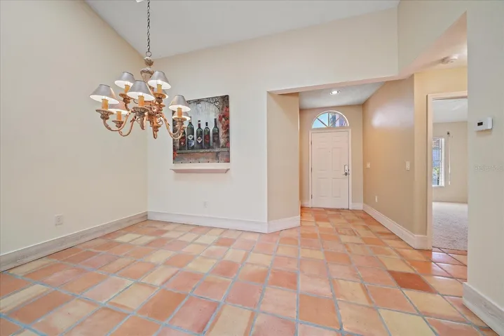 Separate foyer