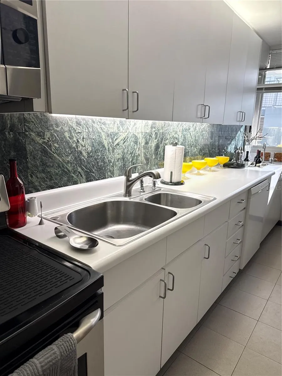 Eat in Kitchen