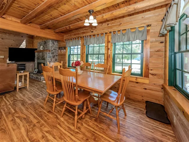 Dining room, great room