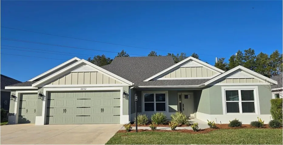 Welcome to 6652 Tammy Lane in THE VILLAGES!