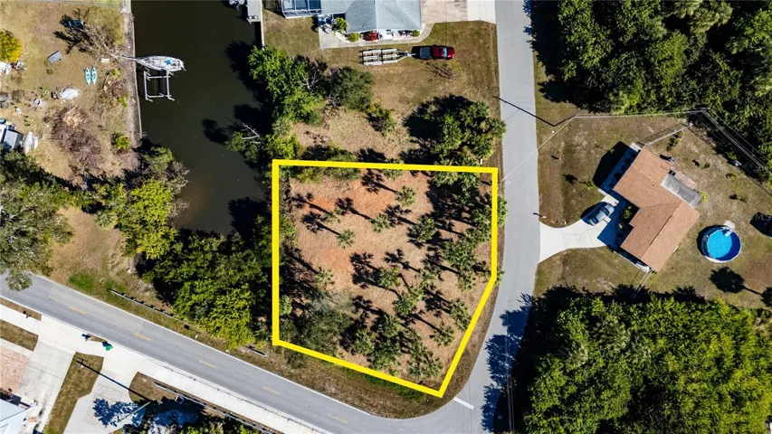 Over size lot with saltwater access.